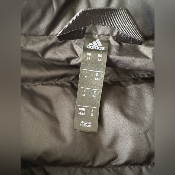 Men’s Black Adidas Puffer Vest - Picture 3 of 7